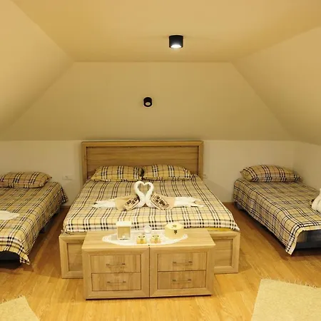 Carobni Kutak * Rudno